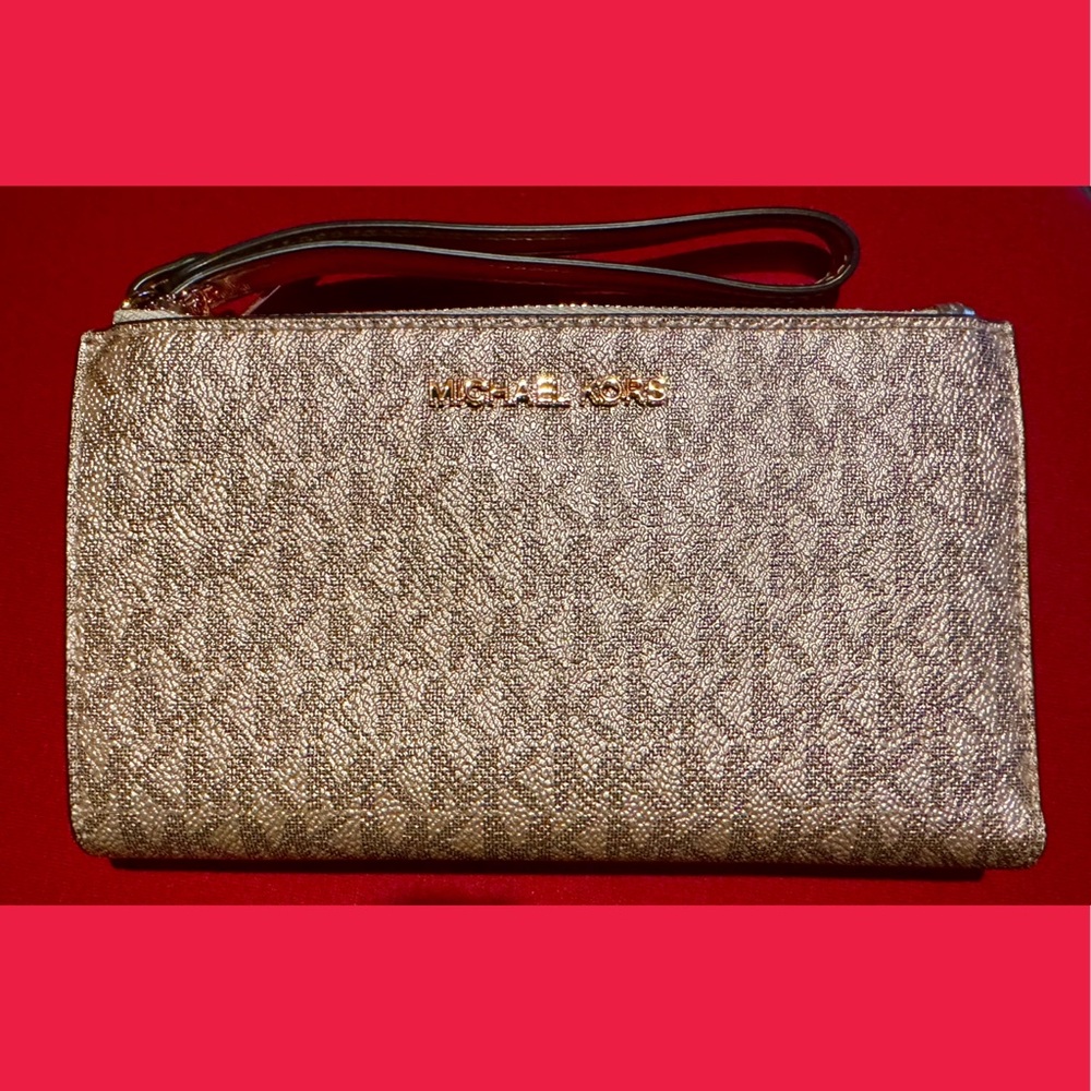 Michael Kors Metallic Wristlet